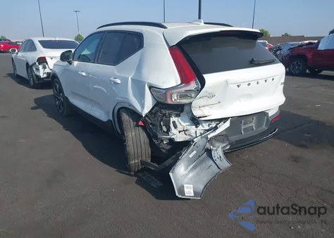 2023 Volvo Xc40 B5 Ultimate Dark Theme from USA, damaged, VIN YV4L12UX6P2088027